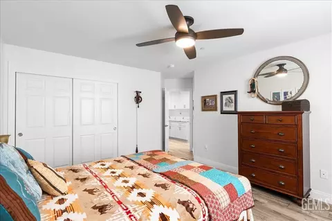 Bedroom - 17600 Ascot Ct, Tehachapi, CA 93561 photo 2 of 5