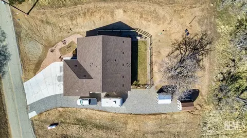 View/Area - 17600 Ascot Ct, Tehachapi, CA 93561 photo 4 of 4
