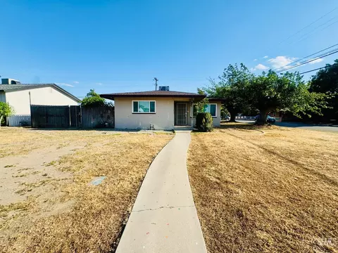 3613 Granada Ave, Bakersfield, CA 93309
