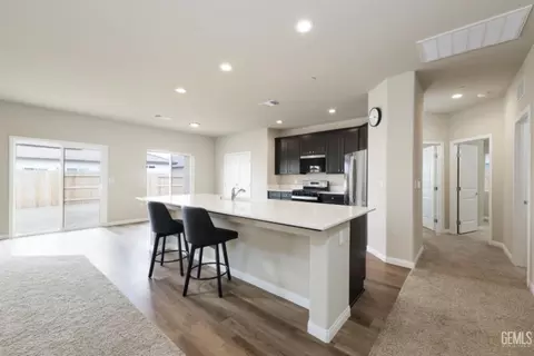 4617 Freestone, Bakersfield, CA 93306 photo 12