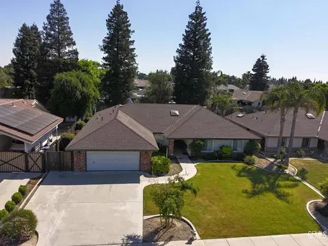 6105 Westlake Dr, Bakersfield, CA 93308