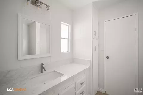717 45th St, Bakersfield, CA 93301 photo 23