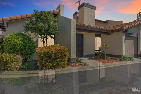 3501 Bernard St #12C, Bakersfield, CA 93306