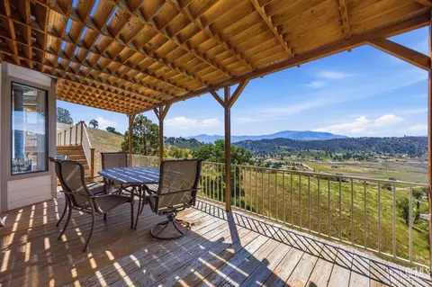 Exterior - 27020 Barkes Way, Tehachapi, CA 93561 photo 7 of 13