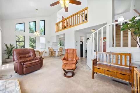 Living - 27020 Barkes Way, Tehachapi, CA 93561 photo 3 of 3