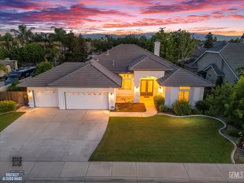 4307 Walker Lake Dr, Bakersfield, CA 93313