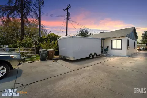 2107 Mccray St, Bakersfield, CA 93308