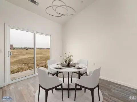 Dining - 28102 Valley West Rd, Taft, CA 93268 photo 1 of 1