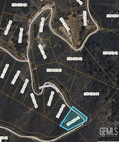 17201 Mountain Climber Way, Tehachapi, CA 93561