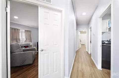 Entry Way - 250 E Telegraph Rd #211, Fillmore, CA 93015 photo 1 of 1