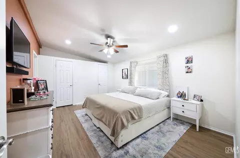 Bedroom - 250 E Telegraph Rd #211, Fillmore, CA 93015 photo 3 of 5
