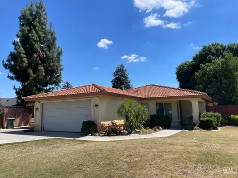 10017 Treetop Ave, Bakersfield, CA 93312