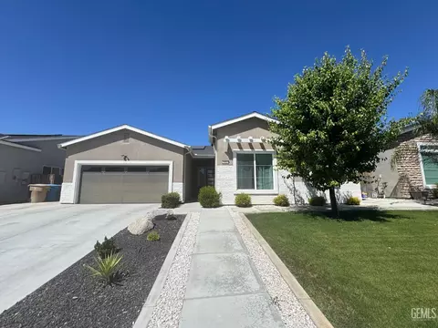 5902 Ocean Jasper Dr, Bakersfield, CA 93313
