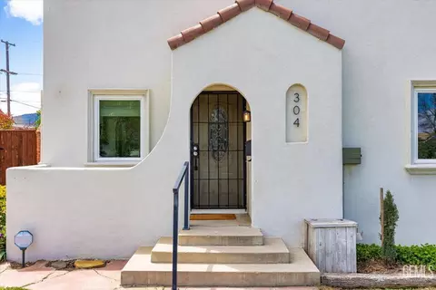 Exterior - 304 W D St, Tehachapi, CA 93561 photo 3 of 15