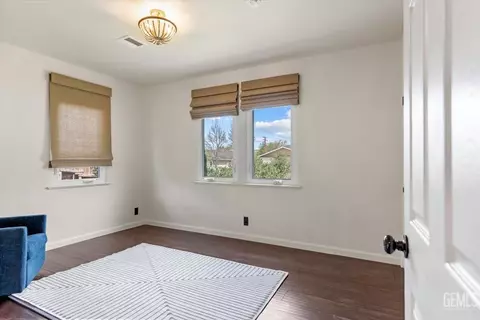 Bedroom - 304 W D St, Tehachapi, CA 93561 photo 3 of 4