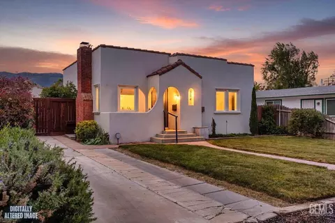 Exterior - 304 W D St, Tehachapi, CA 93561 photo 1 of 15