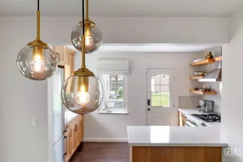 Kitchen - 304 W D St, Tehachapi, CA 93561 photo 1 of 5