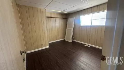 Bedroom - 1 Tee Ln, Bakersfield, CA 93308 photo 1 of 1