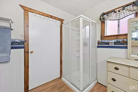 Bath - 45071 Forest Dr, Posey, CA 93260 photo 3 of 5