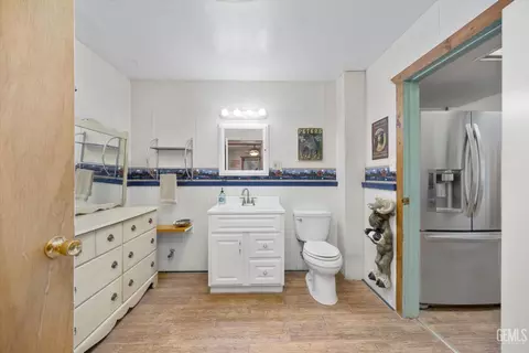 Bath - 45071 Forest Dr, Posey, CA 93260 photo 1 of 5