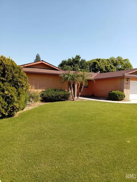 4600 Pinecastle Ave, Bakersfield, CA 93313 photo 4