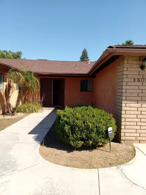 4600 Pinecastle Ave, Bakersfield, CA 93313 photo 2