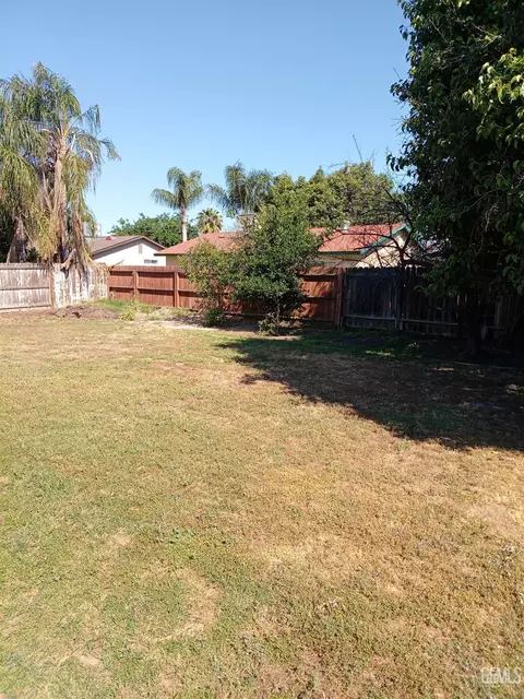 4600 Pinecastle Ave, Bakersfield, CA 93313 photo 7