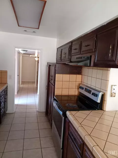 4600 Pinecastle Ave, Bakersfield, CA 93313 photo 14