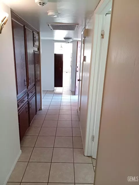 4600 Pinecastle Ave, Bakersfield, CA 93313 photo 16