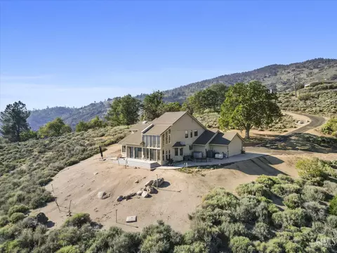 Other - 24930 Paramount Dr, Tehachapi, CA 93561 photo 5 of 14