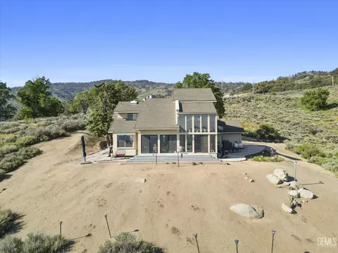 Other - 24930 Paramount Dr, Tehachapi, CA 93561 photo 3 of 14