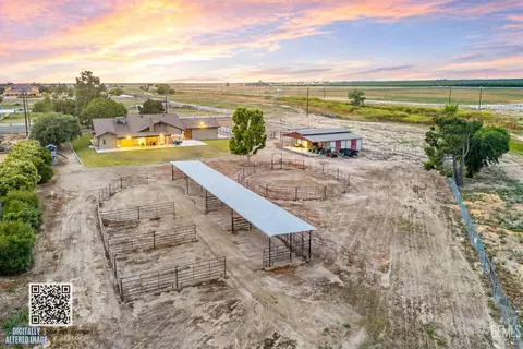 1328 Valov Ln, Bakersfield, CA 93314