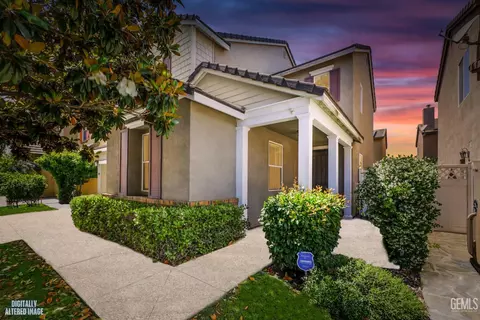 1805 New Riders St, Bakersfield, CA 93311