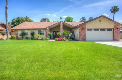 8906 Tillson Way, Bakersfield, CA 93307