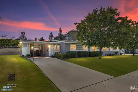 1300 Yorba Linda St, Bakersfield, CA 93309