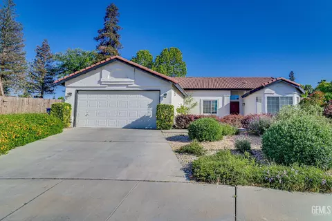 9005 Chalone Ct, Bakersfield, CA 93312