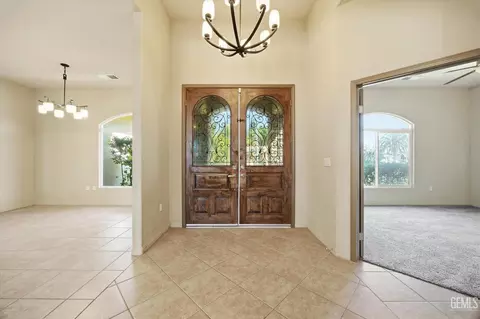 Entry Way - 11001 Efada Dr, Bakersfield, CA 93312 photo 3 of 11