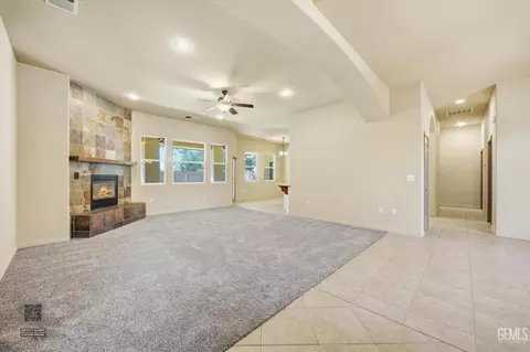 Living - 11001 Efada Dr, Bakersfield, CA 93312 photo 1 of 7
