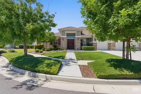 4113 Greendale Ct, Bakersfield, CA 93311