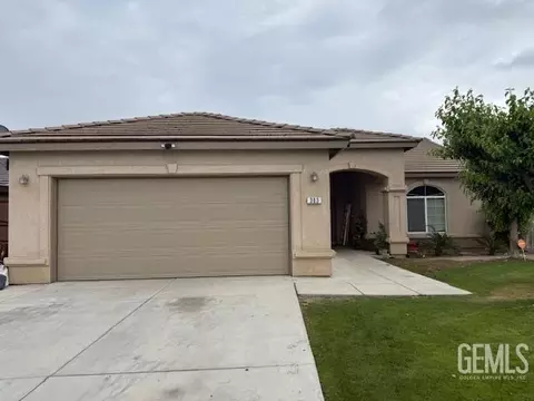 303 Vancluse Bay Dr, Bakersfield, CA 93307