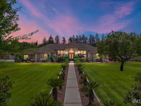 17141 Panadero Ct, Bakersfield, CA 93314