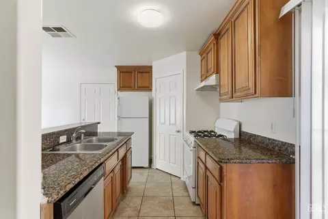Kitchen - 718 K St, Bakersfield, CA 93304 photo 1 of 2