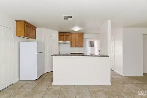 Kitchen - 718 K St, Bakersfield, CA 93304 photo 2 of 2