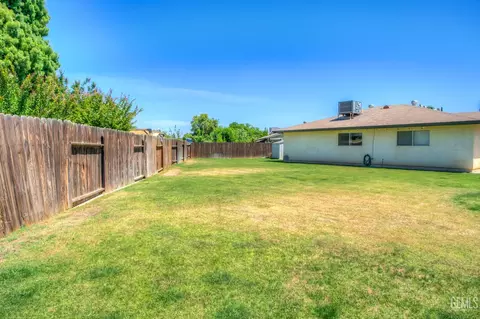5400 Cherry Tree Ln, Bakersfield, CA 93309 photo 26