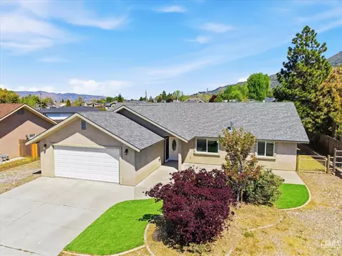 18110 Churchill St, Tehachapi, CA 93561