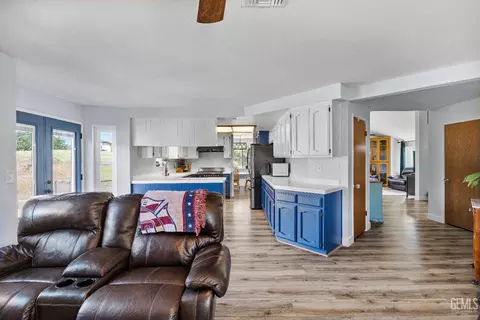 22810 Tom Ct, Tehachapi, CA 93561 photo 10