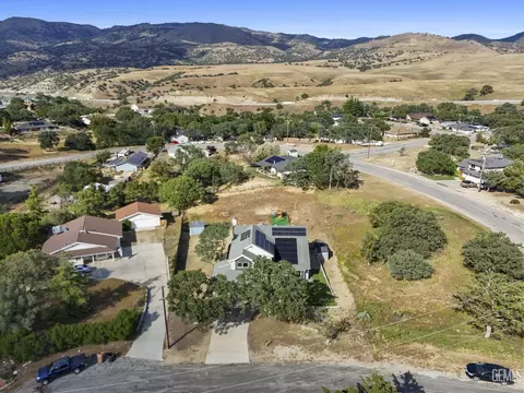 22810 Tom Ct, Tehachapi, CA 93561 photo 40