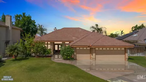 2441 Ollie Ct, Bakersfield, CA 93314