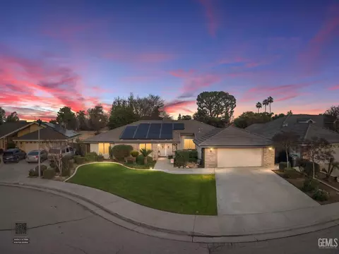 7304 Jolynn St, Bakersfield, CA 93308