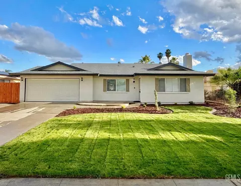 5409 Peppertree Ln, Bakersfield, CA 93309